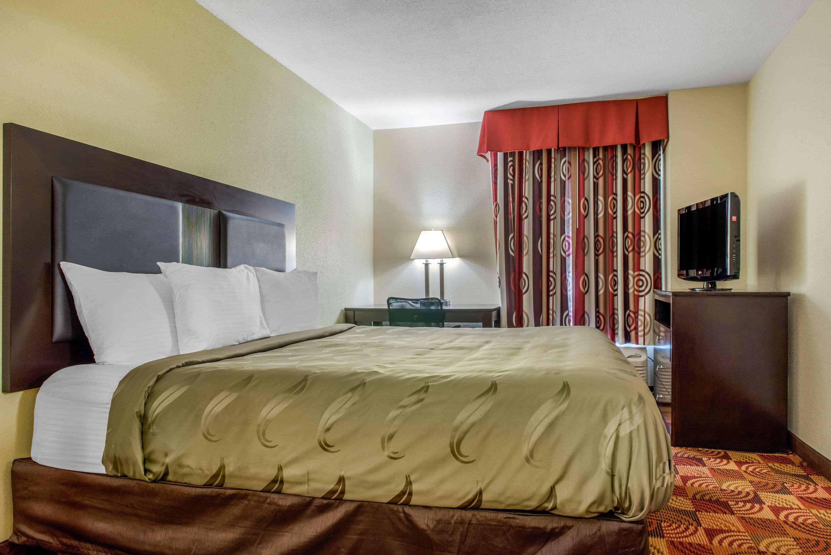 Quality Inn Bloomington Near University Exterior foto