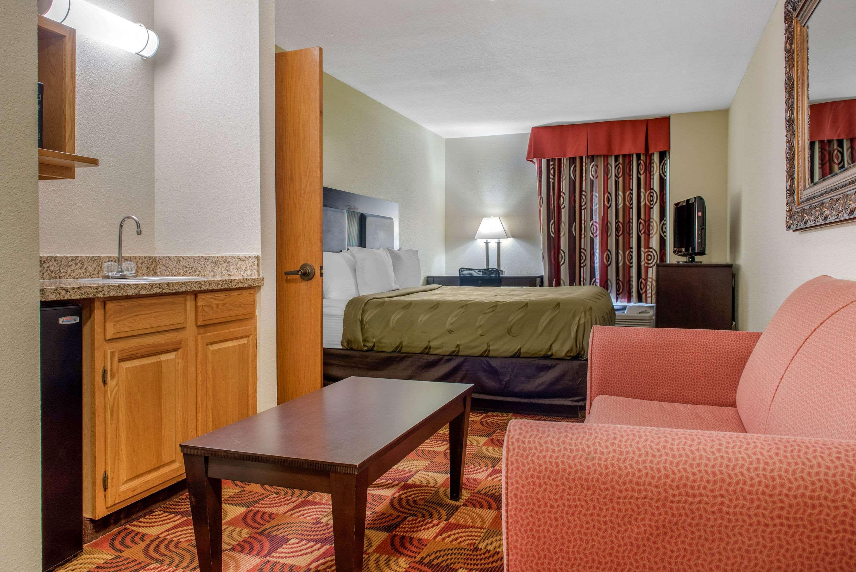 Quality Inn Bloomington Near University Exterior foto