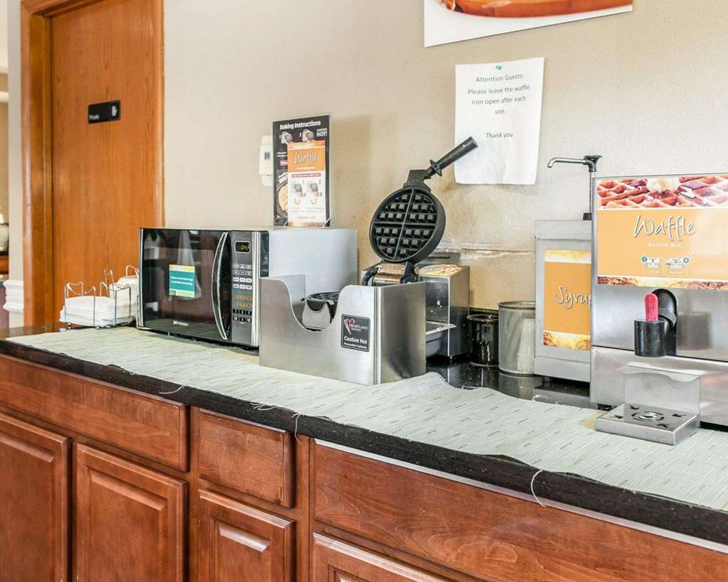 Quality Inn Bloomington Near University Restaurante foto