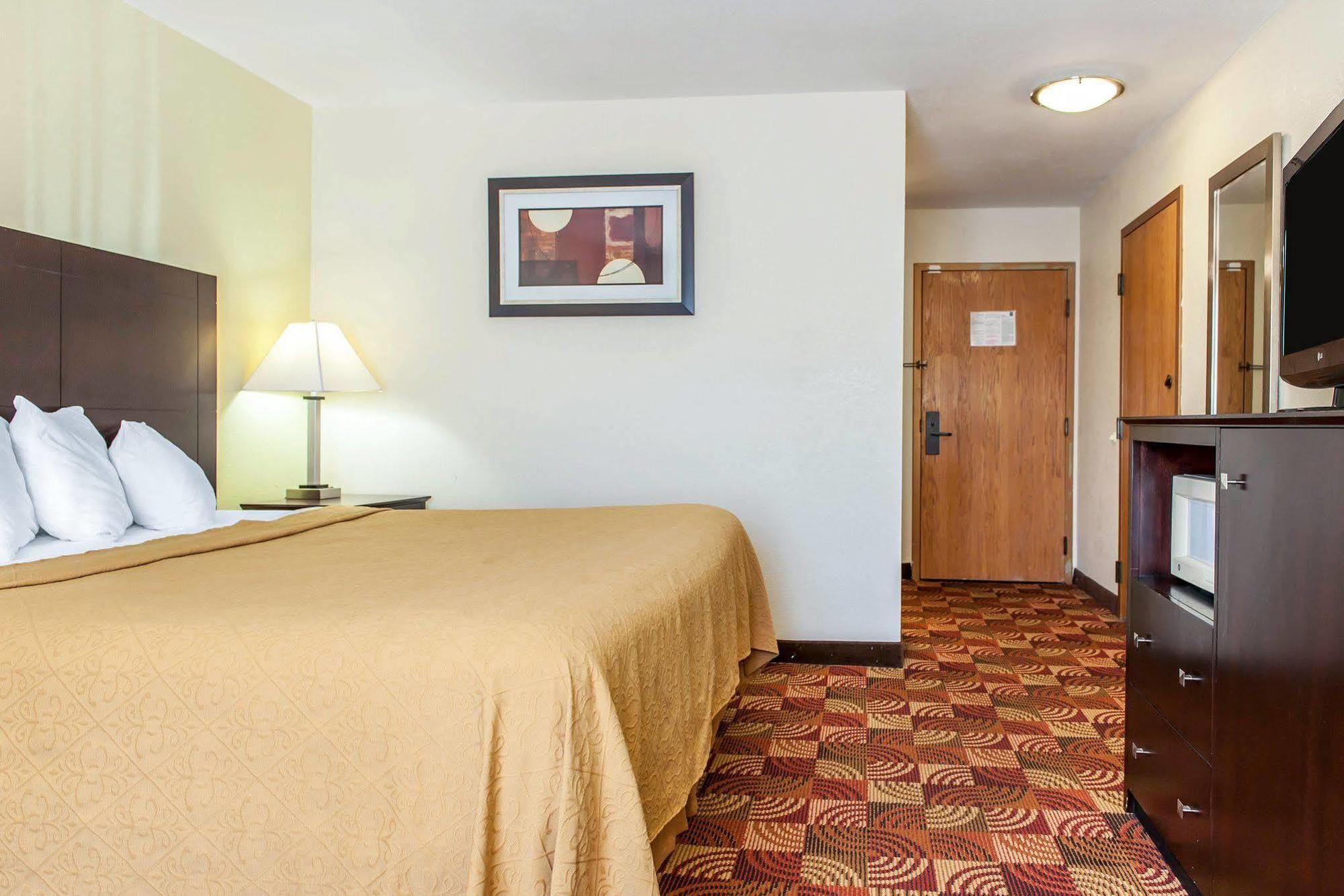 Quality Inn Bloomington Near University Exterior foto